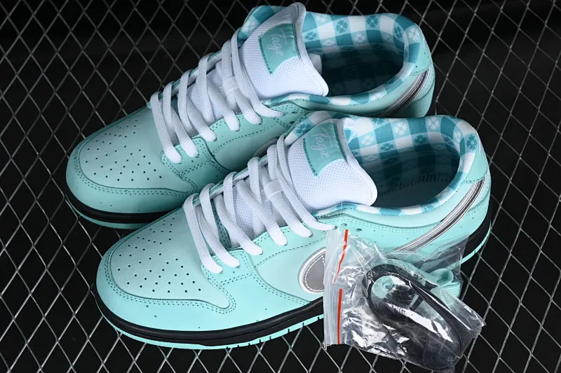 All categories Nk SB Dunk series Nk SB Dunk Low low-top sneakers C version Concepts x Nk SB Dunk Low Trick-or-treat doll Tiffany Lobster SB low-top sports and leisure sneakers BV1310-402